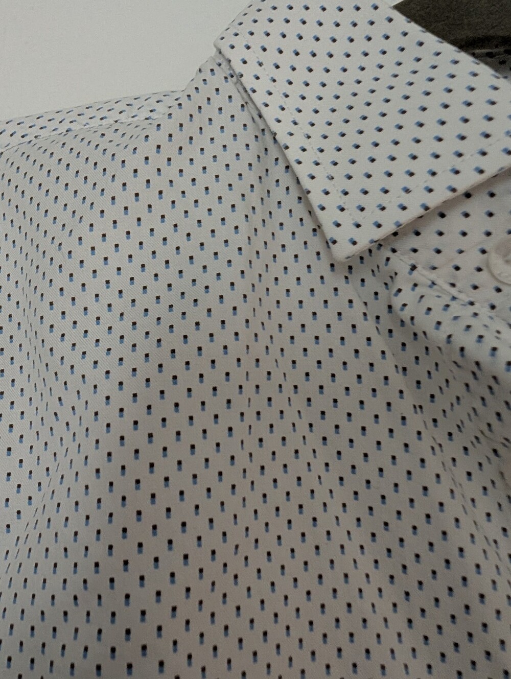 Geometric Button Down - Picture 3 of 3